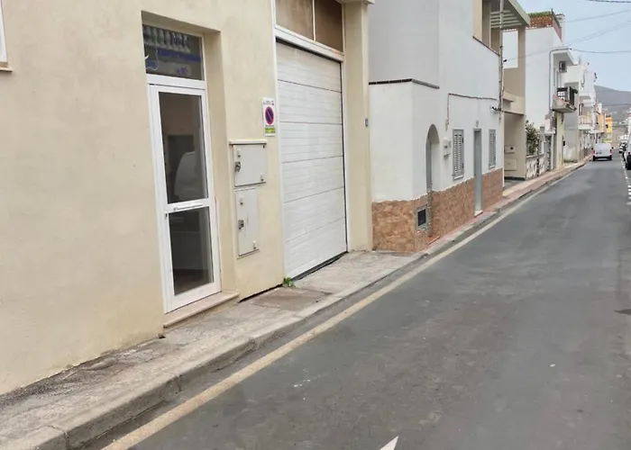 Eccellente In Posizione Strategica Appartement *